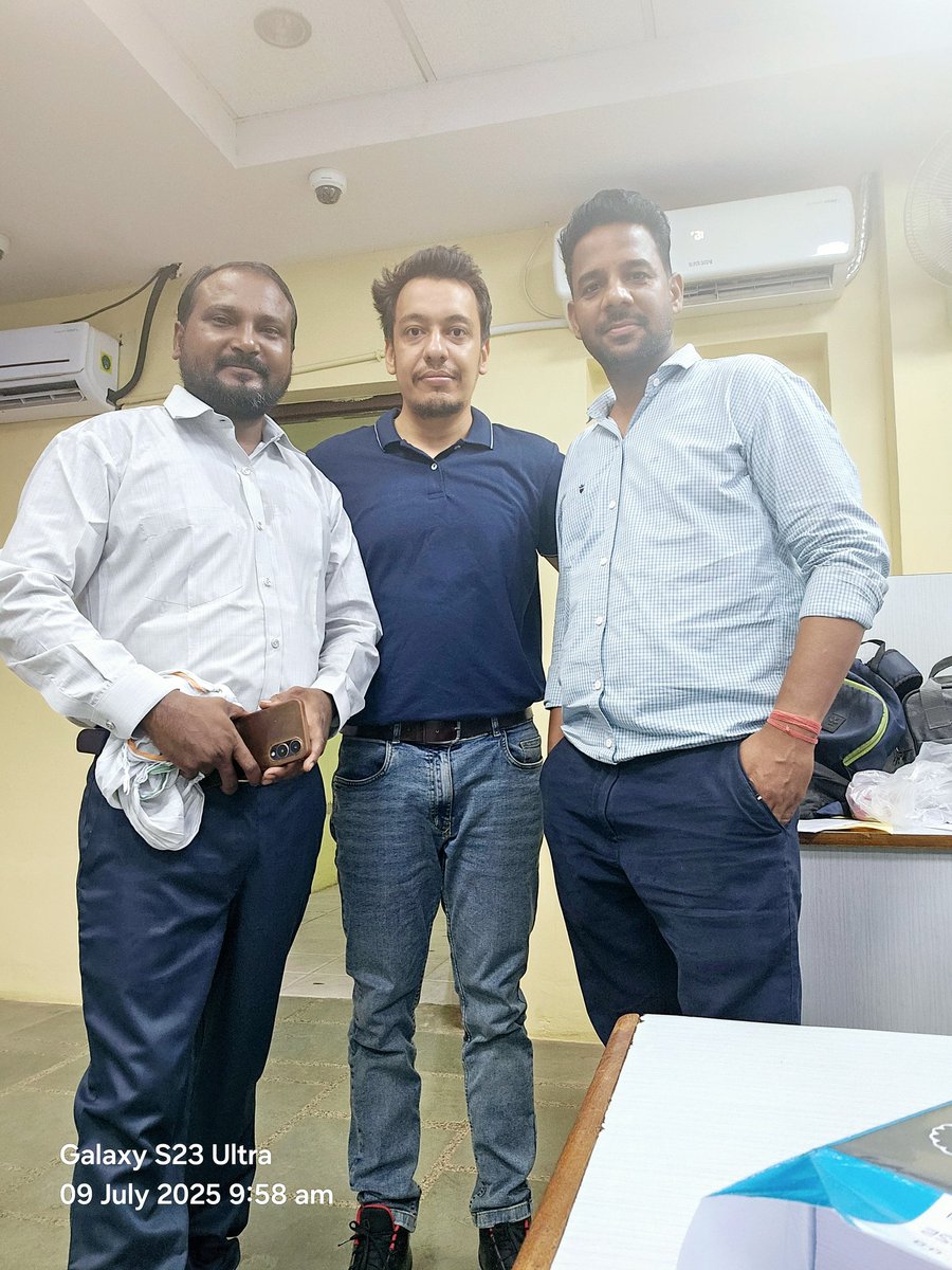 Mayank Sharma (@mayanks81418926) on Twitter photo Workmen of Ratangarh branch oppose this political drama strike...SHAME on <a href="/ChVenkatachalam/">CH VENKATACHALAM</a>
<a href="/Bankers_We/">WeBankersOfficial®</a> jindabad
<a href="/azad131125/">azaad प्रेम चौधरी</a> <a href="/idesibanda/">Newton Bank Kumar</a> Workmen of Ratangarh branch oppose this political drama strike...SHAME on <a href="/ChVenkatachalam/">CH VENKATACHALAM</a>
<a href="/Bankers_We/">WeBankersOfficial®</a> jindabad
<a href="/azad131125/">azaad प्रेम चौधरी</a> <a href="/idesibanda/">Newton Bank Kumar</a>