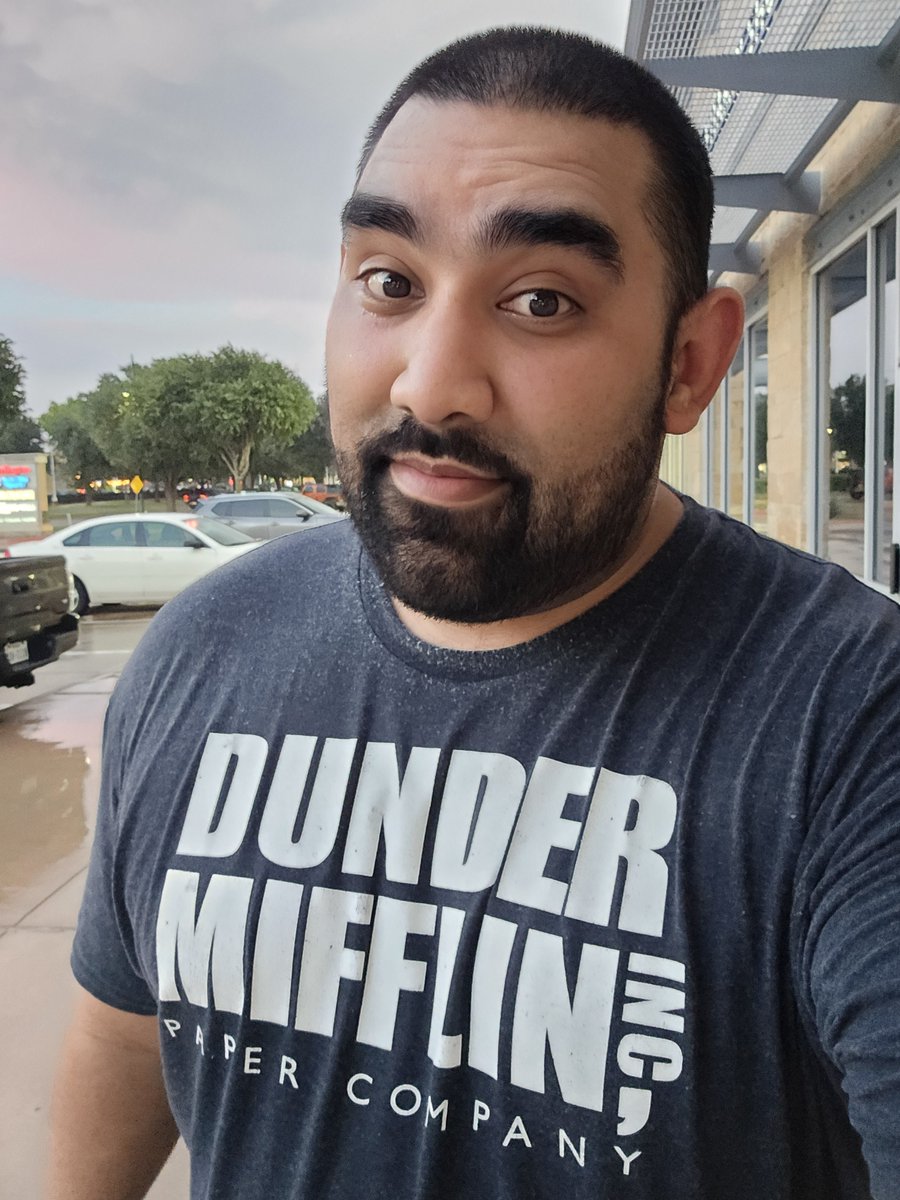 DThompsonFit's tweet photo. On the weight loss grind.
Meals were fruit based and grilled chicken and rice. Added in a greens drink, vitamins, and a protein shake to make sure the nutrition goals were hit.

An hour of Muay Thai today and a 16 hour intermittent fasting session. https://t.co/ETnr4uSafa