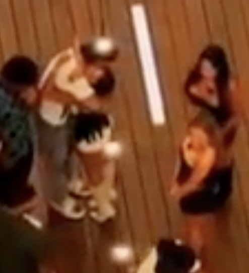 Flares999's tweet photo. It is indeed ace tip toeing. Lol. #LoveIsland #LoveIslandUSA https://t.co/ueYt1lnpbe