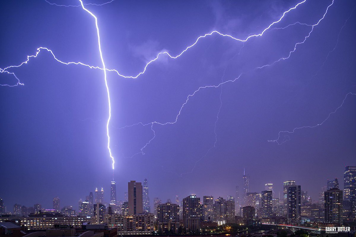 BREAKING: Over 5 inches of rain hit Chicago in 90 minutes. Streets are flooding, water rescues are underway, and lightning struck the John Hancock Center.