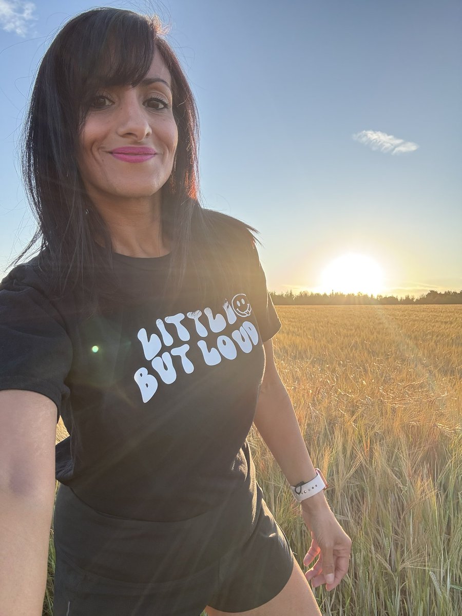 #runstreak day 2,679 🌅 
Last nights run 🧡
20:36 run club ✅ 
Silent trails. Chasing sunset. No headphones. No humans. 🧡
This was so blissful 😍