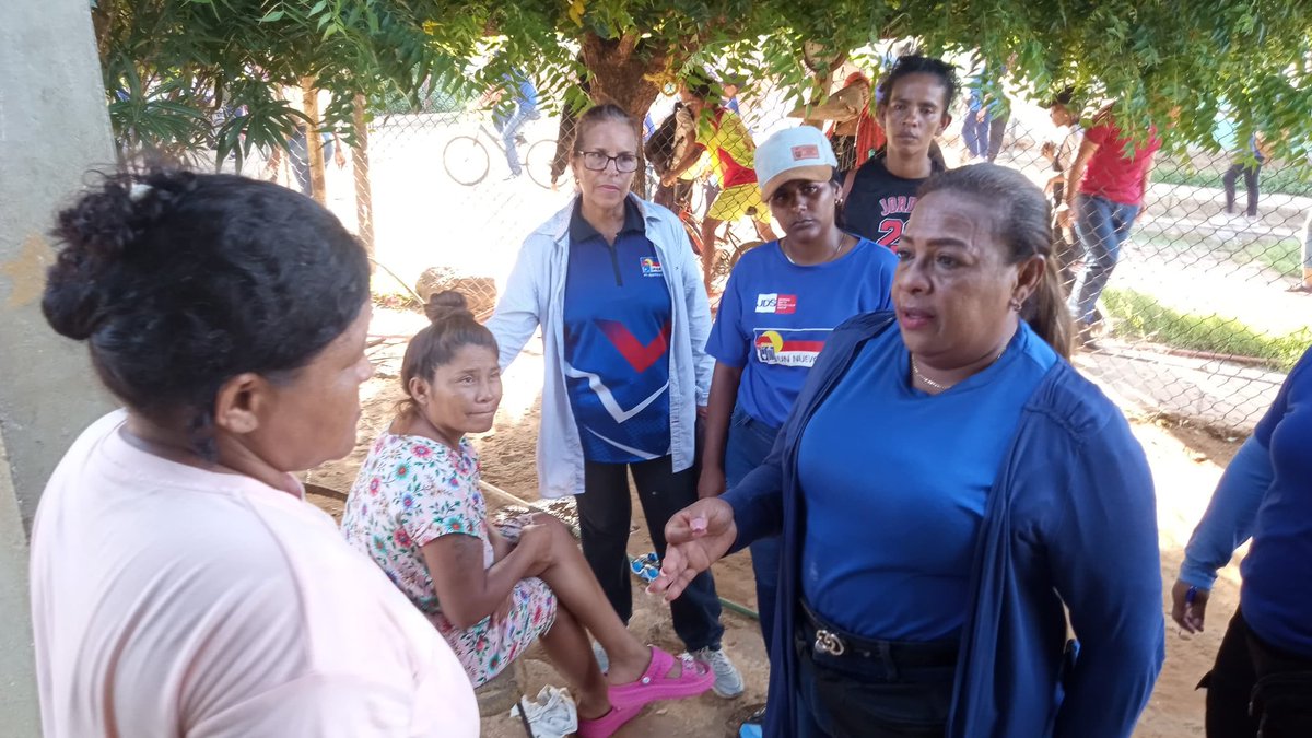 #08deJulio visitamos los Sectores Nuevo Porvenir y Arturo Uslar Pietri, la unión y compromiso de cada uno de nosotros por el cambio y reafirmando que juntos podemos seguir construyendo un lugar donde logremos vivir con bienestar y progreso.

#LoMejorEsta
💙♥️🤍

<a href="/untlags/">UNT Lagunillas</a>