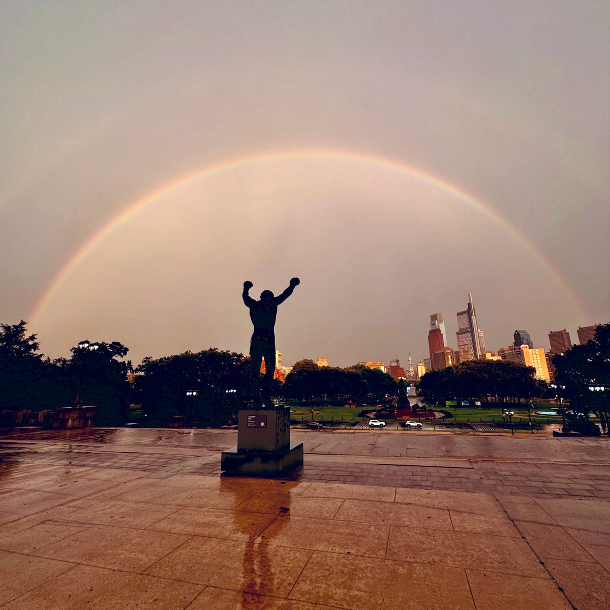 HughE_Dillon's tweet image. Rainbow Over Rocky - Philly 7/8/25 8:15pm