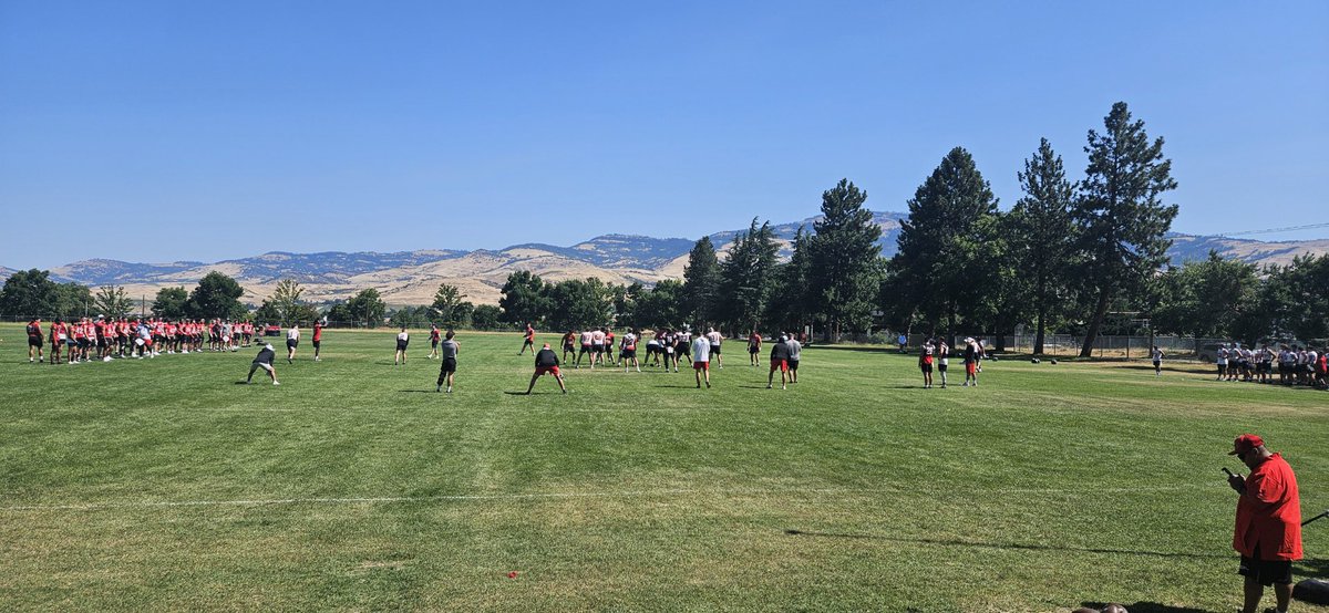 Paul (PJ) Tavares (@paul_tavares63) on Twitter photo Big Thanks to <a href="/Coach_T_Souza/">Coach-Tim Souza</a> for letting me come out and see practice and lift out here at <a href="/SOU_Football/">Southern Oregon Football</a> !!
<a href="/KailuaFootball/">Kailua High School Football</a> <a href="/TheTop5s_/">TOP FIVES</a> <a href="/CoachRKaneshiro/">Coach Rayden Kaneshiro</a> Big Thanks to <a href="/Coach_T_Souza/">Coach-Tim Souza</a> for letting me come out and see practice and lift out here at <a href="/SOU_Football/">Southern Oregon Football</a> !!
<a href="/KailuaFootball/">Kailua High School Football</a> <a href="/TheTop5s_/">TOP FIVES</a> <a href="/CoachRKaneshiro/">Coach Rayden Kaneshiro</a>