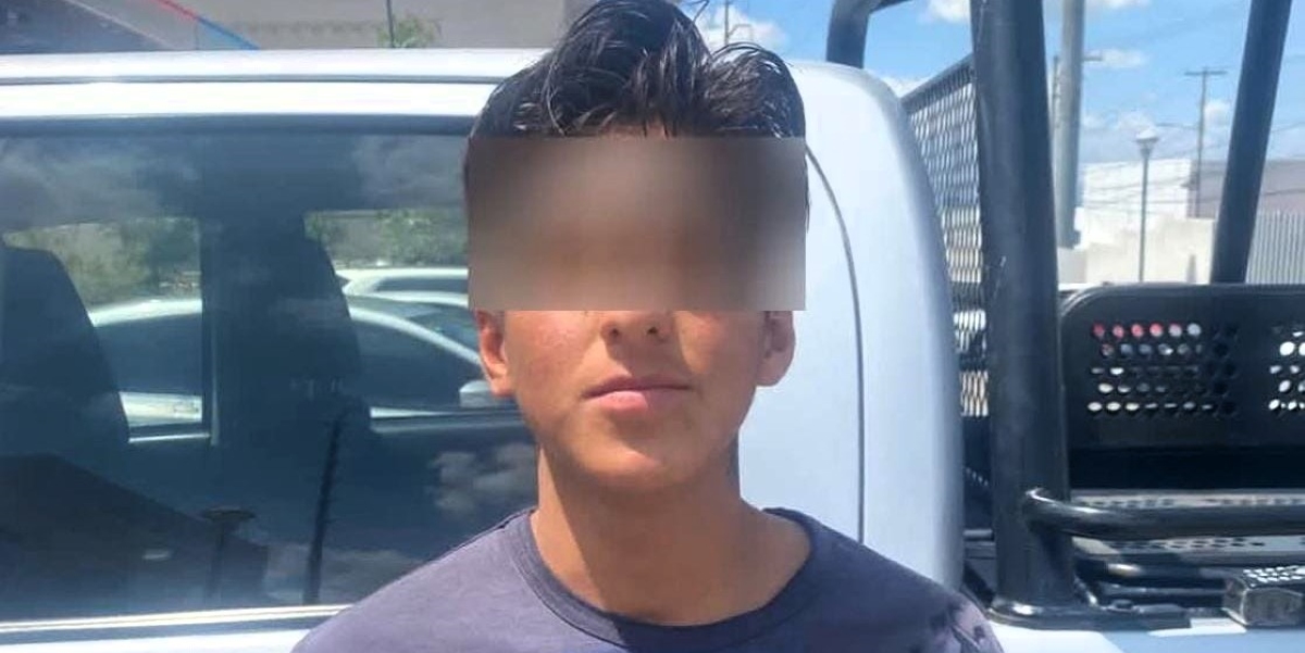 #Seguridad 🚔 Detienen a joven en San Juan del Río por mantener a su pareja encerrada y golpearla con un palo

El detenido fue puesto a disposición de la Fiscalía y podría enfrentar varios cargos; el caso fue atendido tras un reporte al sistema C4 por violencia familiar.

👉