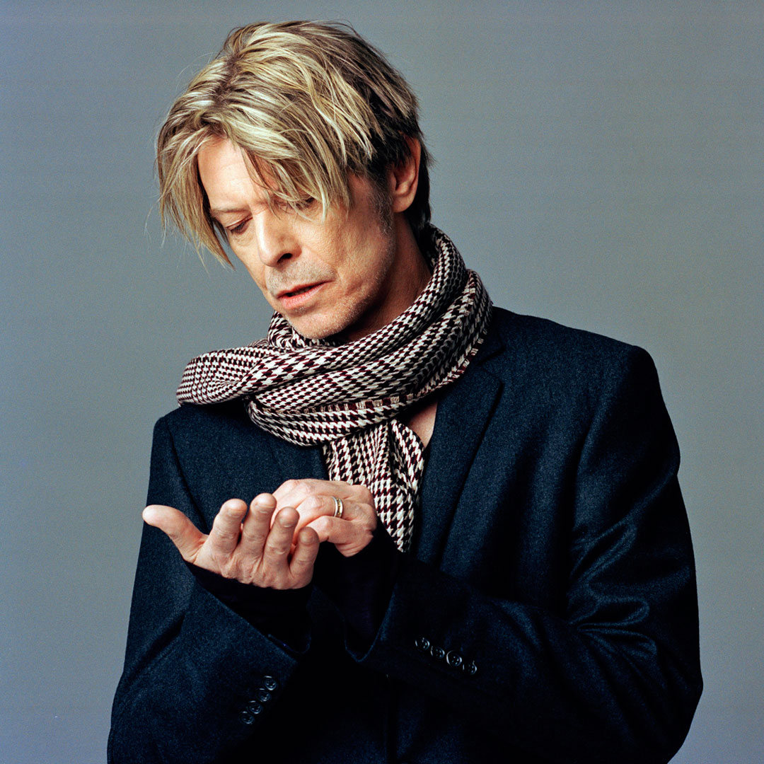DAVID BOWIE 6. I CAN’T GIVE EVERYTHING AWAY (2002 – 2016) PRESS RELEASE

DAVID BOWIE 6. I CAN’T GIVE EVERYTHING AWAY (2002 – 2016)

THE SIXTH IN A SERIES OF DAVID BOWIE BOX SETS - RELEASED 12th SEPTEMBER, 2025

13-CD, DIGITAL AND AUDIOPHILE 18-PIECE VINYL BOX SETS INCLUDING...