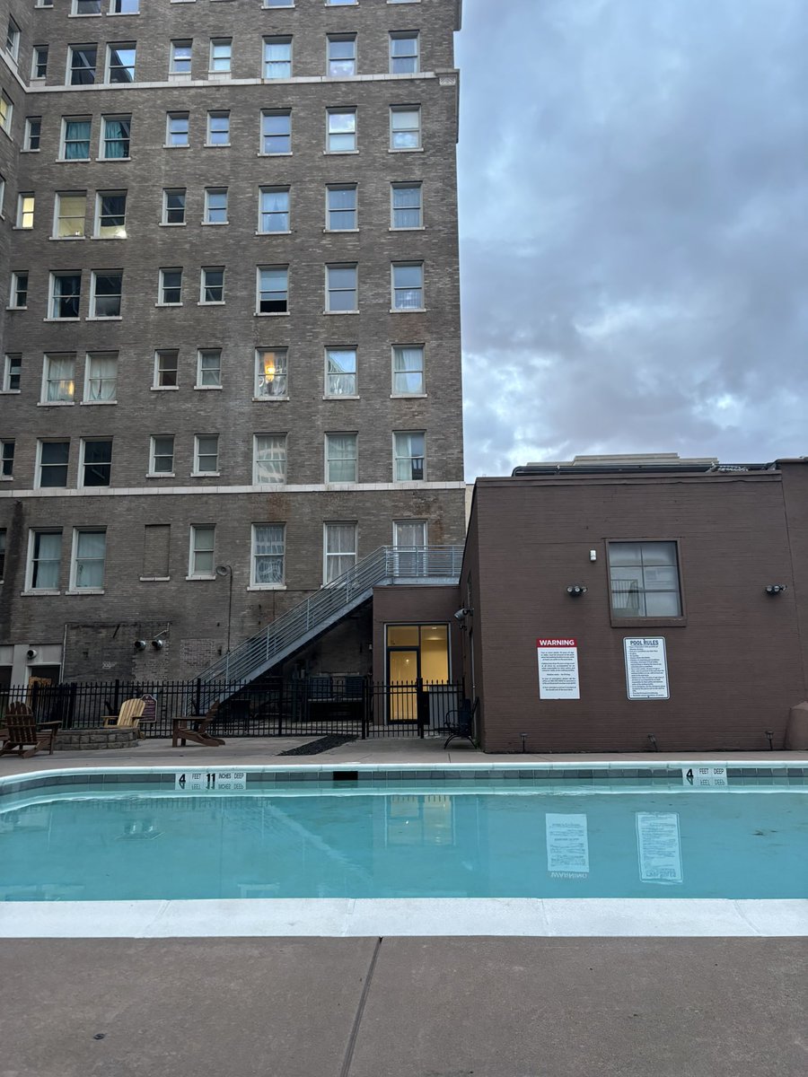 Beautiful view as a <a href="/SouthwestAir/">Southwest Airlines</a> flight just flew over my apartment building tonight while I was relaxing by the pool. I believe the plane is bound for <a href="/ROCAirport/">ROC Airport</a>. While I might not be on a plane tonight, it for sure gets me in travel mode.