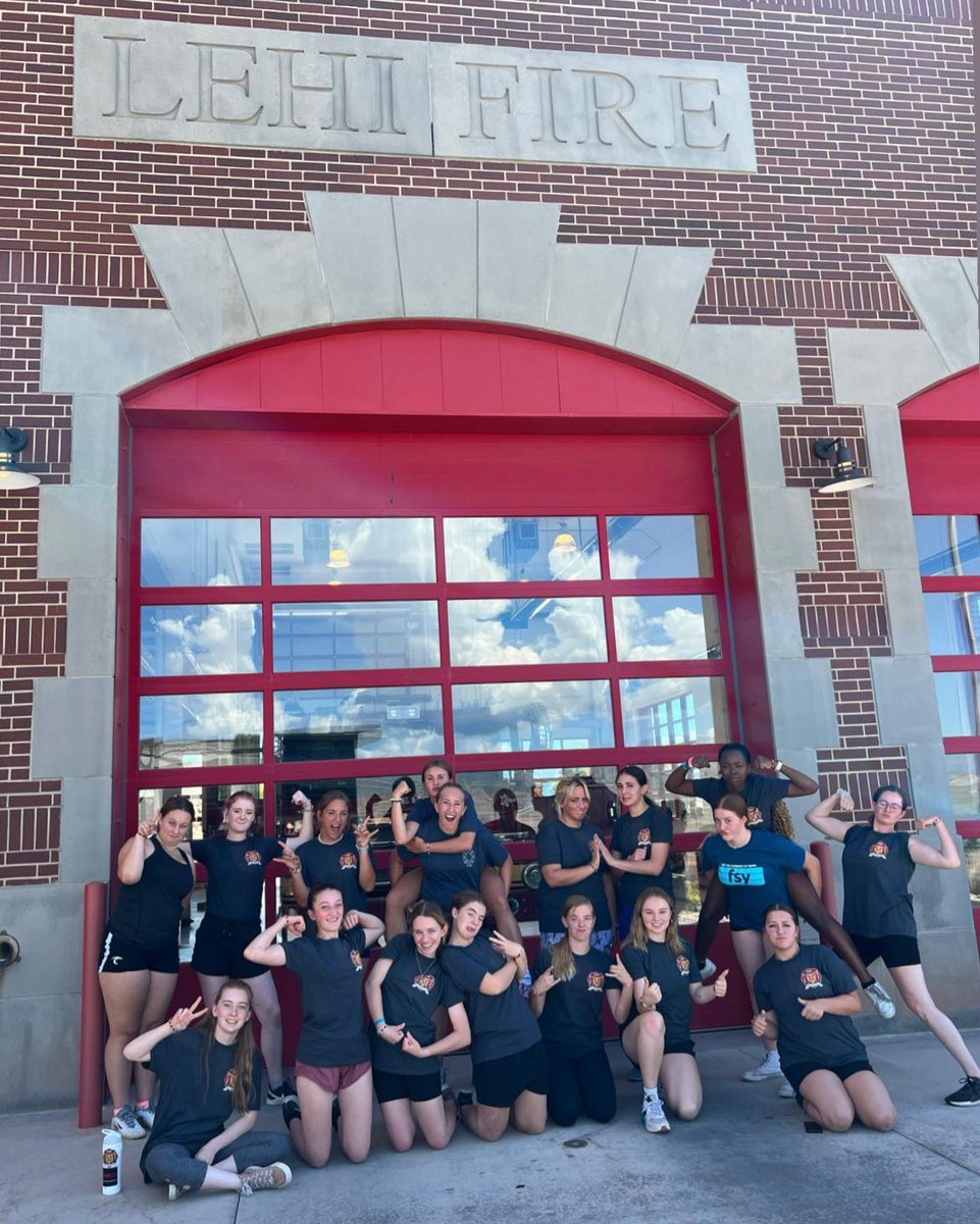 AiBeck45's tweet photo. Wish I could be at the “Call to Courage” girls firefighter camp this year! Basketball takes priority this time. I love the challenge, the sisterhood and the female empowerment that comes from doing hard things together. I’ll be back! 🔥👊 
#Stronggirlsstrongworld
#Leadlikeagirl https://t.co/ssGvdxF38a