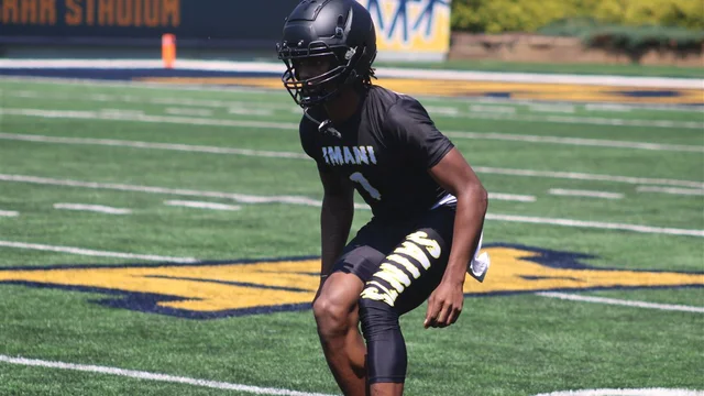 Bucknuts (@bucknuts247) on Twitter photo Several #B1G programs have the attention of Class of 2027 blue chip cornerback <a href="/gabealldy/">Gabriel Jenkins</a>.
✍️ <a href="/BrianDohn247/">BrianDohn247</a>
247sports.com/college/ohio-s… Several #B1G programs have the attention of Class of 2027 blue chip cornerback <a href="/gabealldy/">Gabriel Jenkins</a>.
✍️ <a href="/BrianDohn247/">BrianDohn247</a>
247sports.com/college/ohio-s…