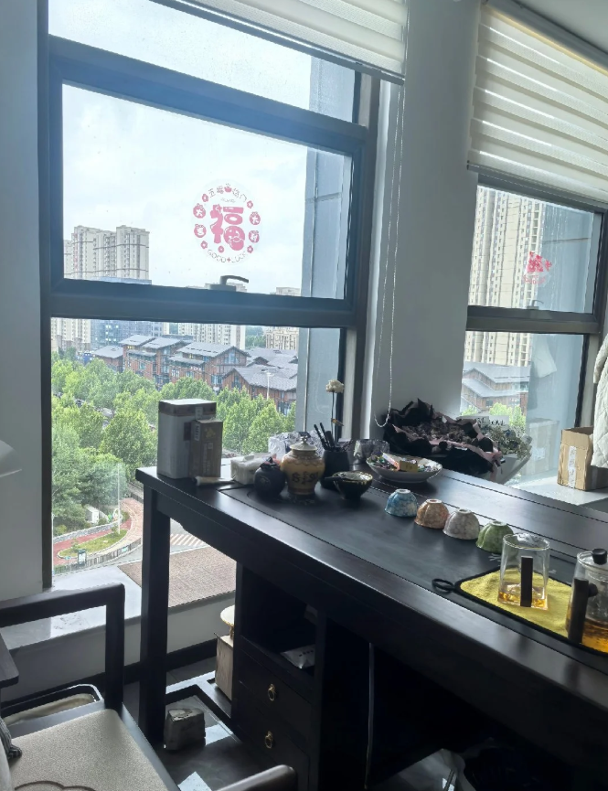 TadecMasy's tweet photo. How is my office? https://t.co/EN8sYXg5Q6