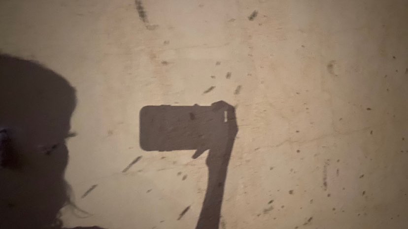 لعلّ رمشٍ خذاني .. ما يرجّعـني
عيونها جيوش و النظرة طلايعها