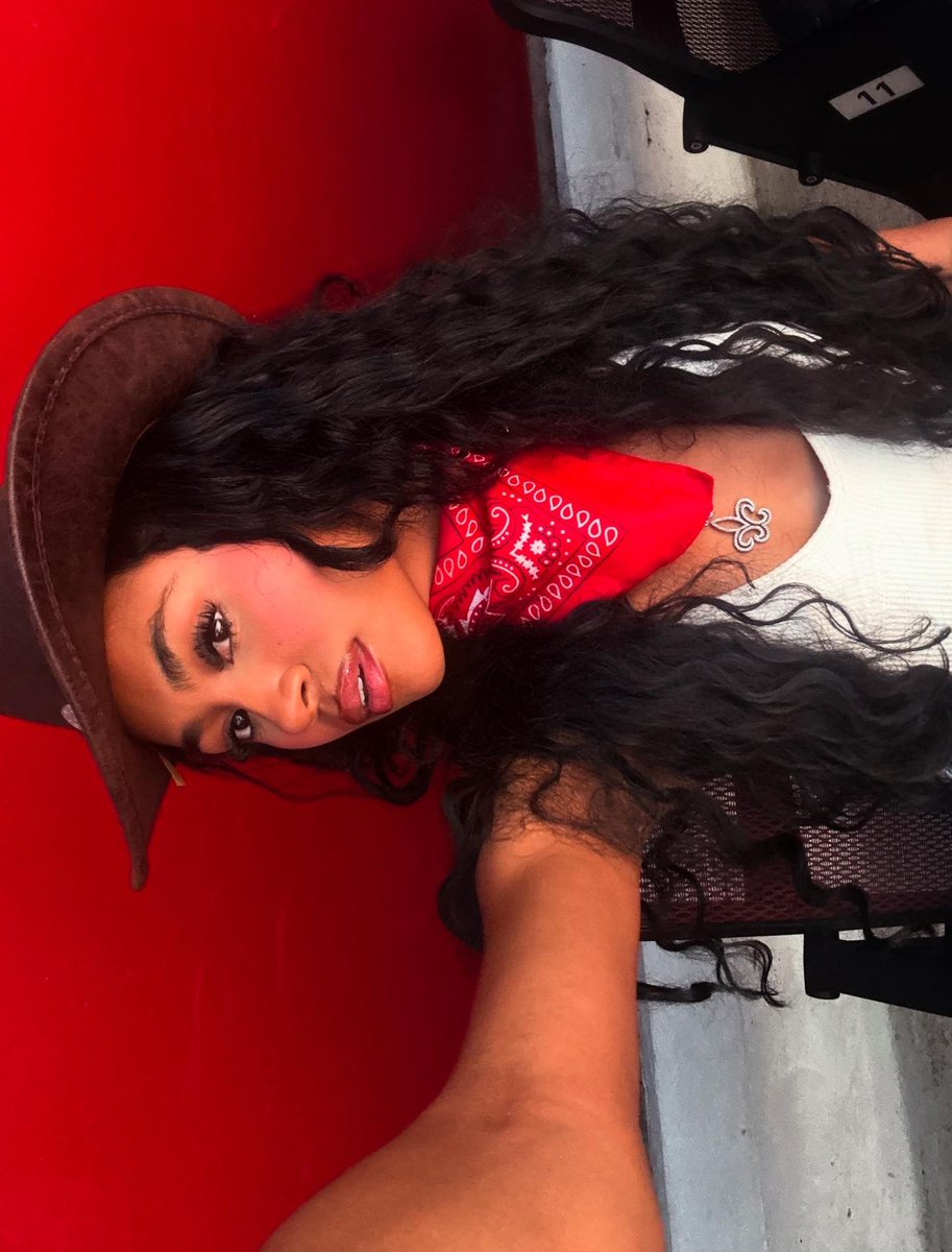 girls love beyoncé!!!!