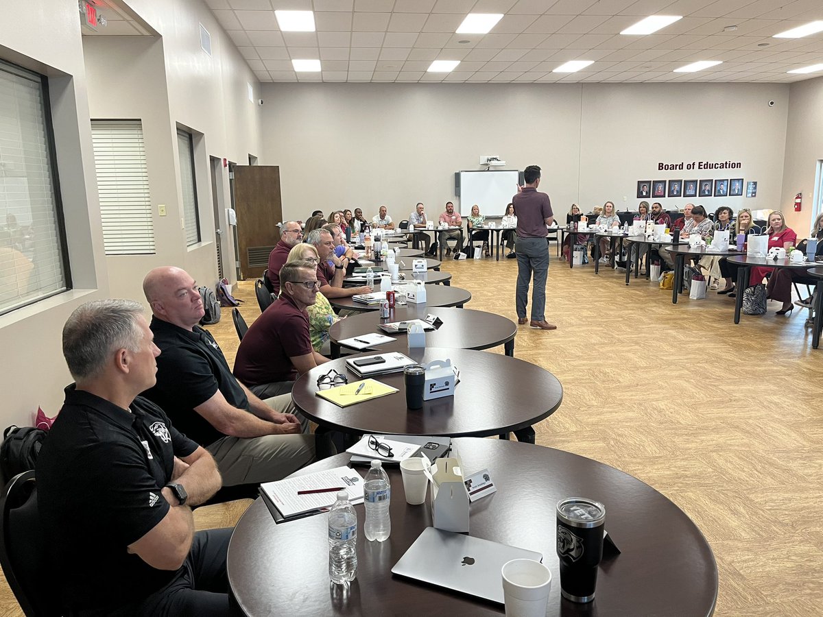SuptChrisNail's tweet photo. Today was the first day of the @Benton_Schools Leadership Summit! All of our building administrators, central office staff, and classified directors gathered to prepare for a strong start to the school year. Grateful for this team and the work ahead! #WeAreBenton https://t.co/Q5lcDugY1v