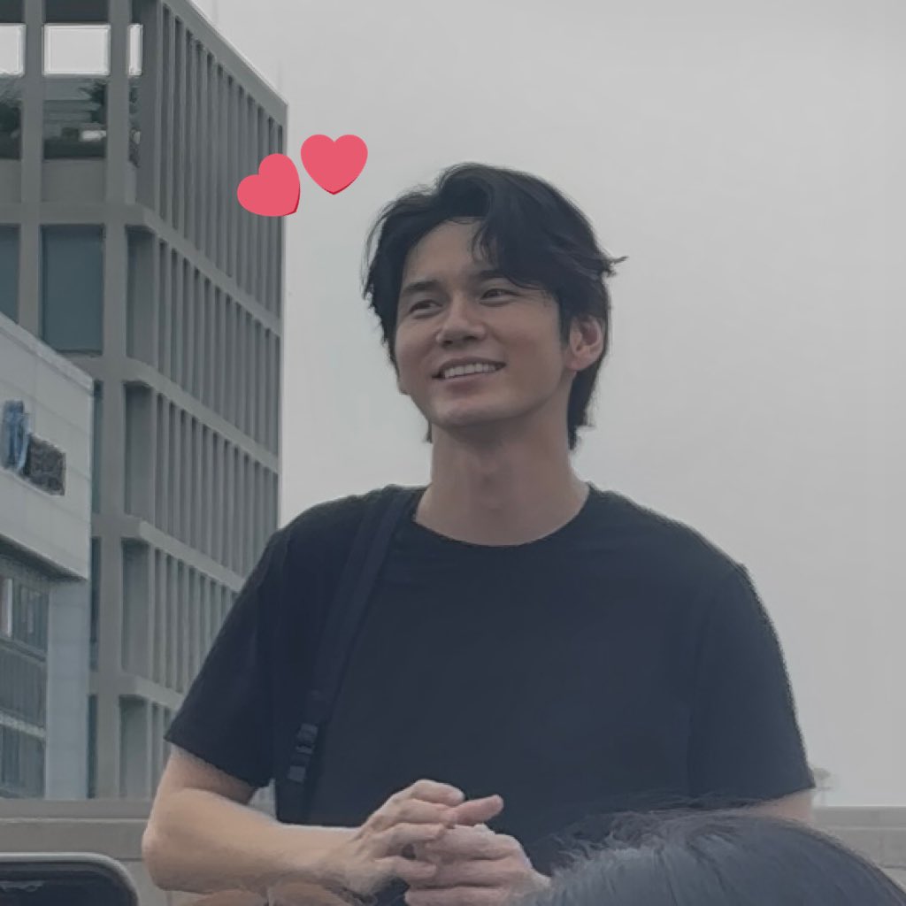 本当に素晴らしい舞台で今も余韻が😭😭
行くか悩んでる方は是非行って欲しい！

韓国語が分からなくても、表情や動きから伝わってくるものが沢山あって、言葉の壁を感じることなく楽しめると思います！
映画を観ていれば大まかな流れもつかめるのでより物語に入り込めるはず🥹👍
#オンソンウ