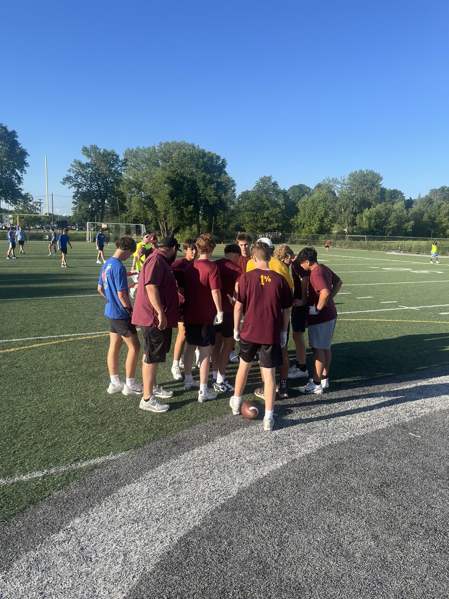 Crown College Football (@crowncollegefb) on Twitter photo Congratulations to <a href="/HubmenFootball/">Jordan Hubmen Football</a> on winning the JV bracket in the 2025 Crown College Passing League! #CrownClimb #BeDangerous Congratulations to <a href="/HubmenFootball/">Jordan Hubmen Football</a> on winning the JV bracket in the 2025 Crown College Passing League! #CrownClimb #BeDangerous