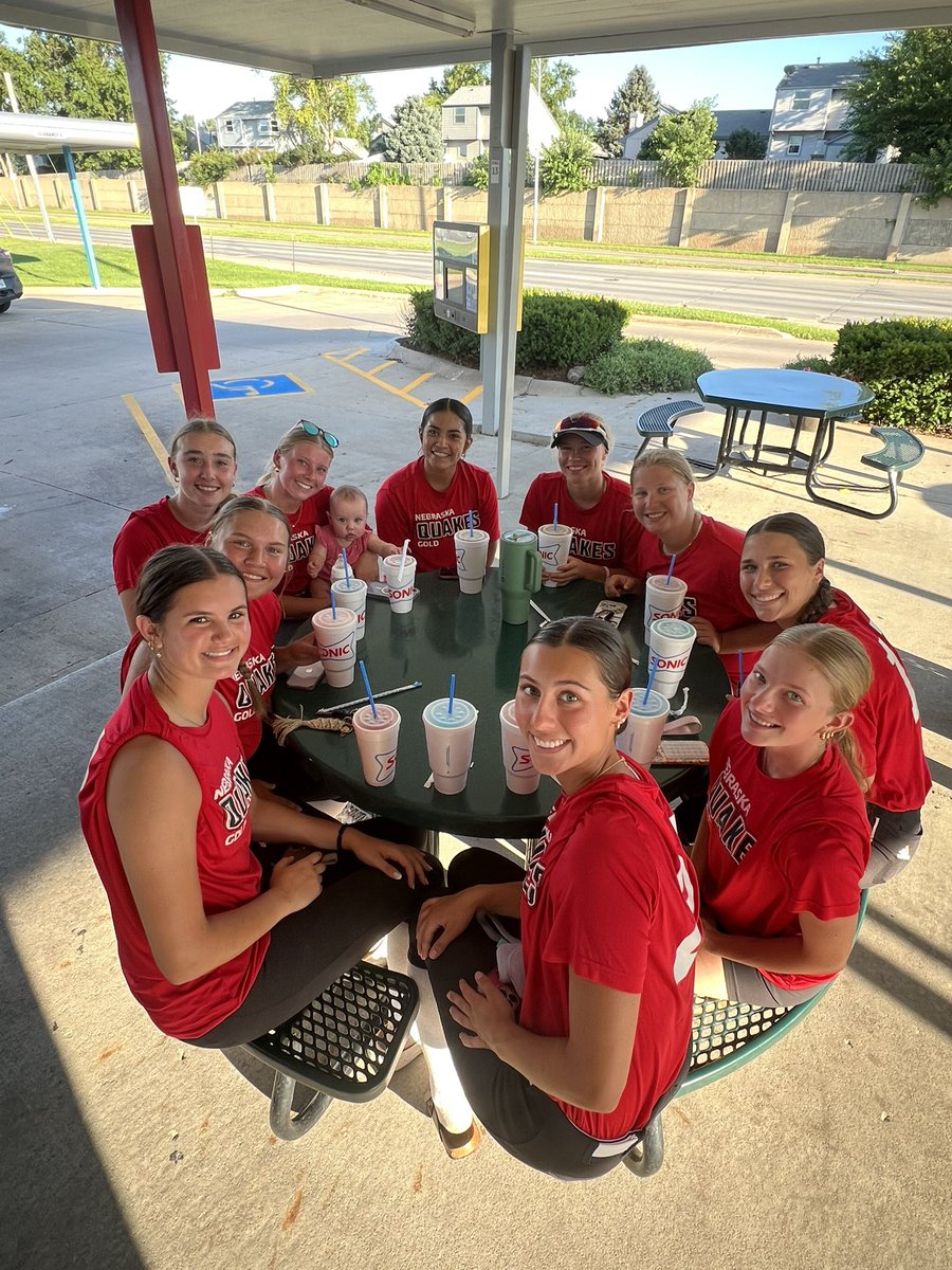 NEThunderJonas's tweet photo. Last Practice of the Year = QuakesWay Sonic Drinks 🥤

Tomorrow we leave for USA GOLD Nationals in OKC!! 

GO QUAKES!! 🤍🏆 https://t.co/M7Si5GVlgR