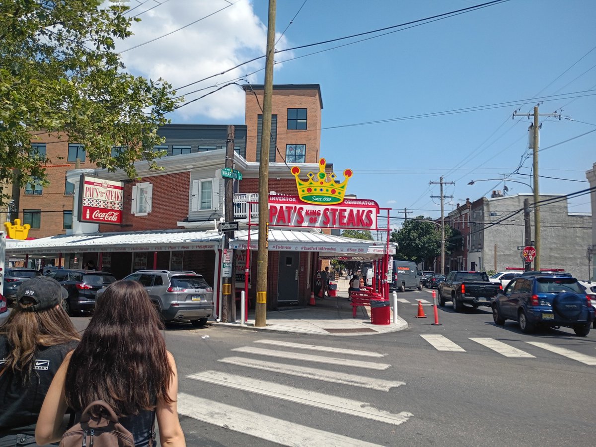 antoniuscantu's tweet photo. Went to both today... https://t.co/HUndj4dtdT
