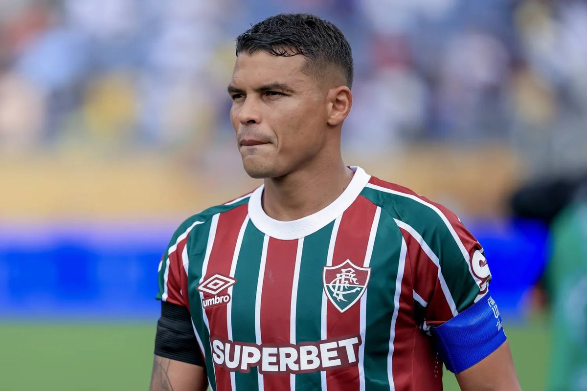 raad_8's tweet photo. O idiota do Thiago Silva não falou do dinheiro do Chelsea, só falou do dinheiro do Al-Hilal e do projeto saudita!! Vai pro inferno, seu idiota, você e seu clube pela portinha! 

#Chelsea 
#تشيلسي_فلومينينسي 
#Fluminense 
#fluminensevschelsea https://t.co/AUGv4vji44