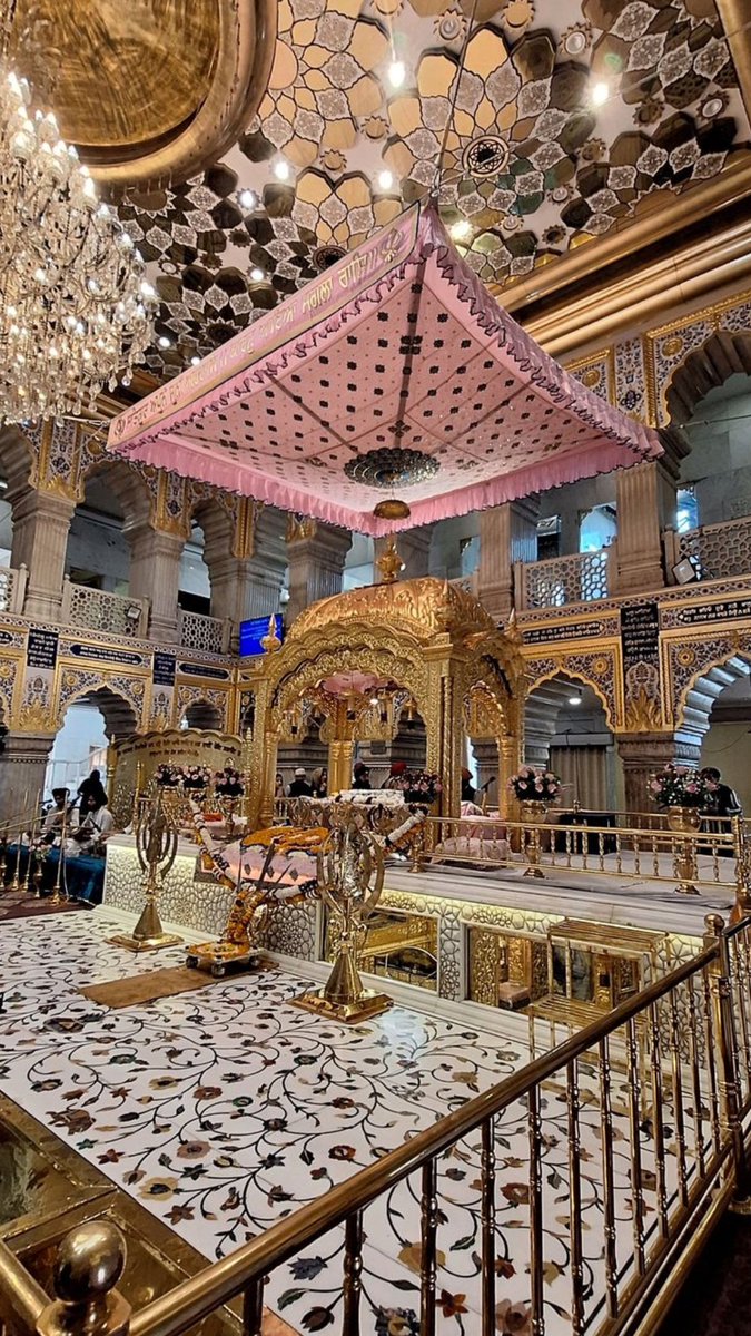 Sage1709's tweet image. ਸੰਸਾ ਇਹੁ ਸੰਸਾਰੁ ਹੈ ਜਨਮ ਮਰਣ ਵਿਚਿ ਦੁਖ ਸਬਾਇਆ।
The world is only illusion which carried with it much of birth, death and sufferings.