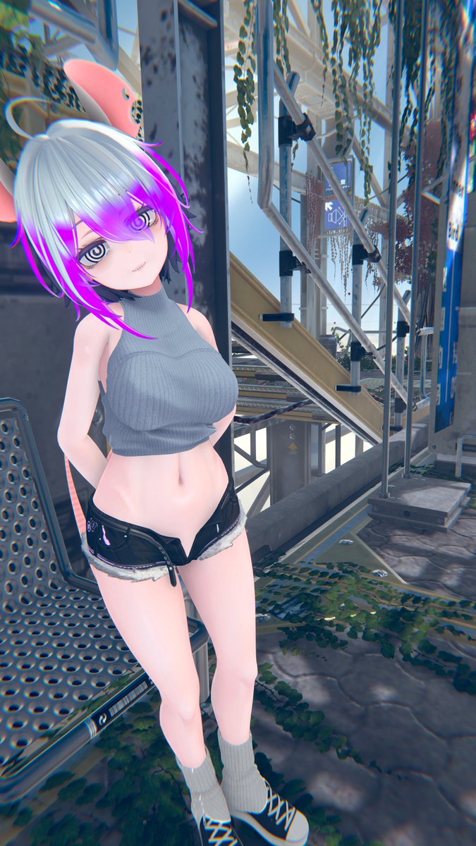 I have no clue where I am rn lmao🐀
 #VRChat #boothbabe #Vtuber #rat #lewdtuber🐀