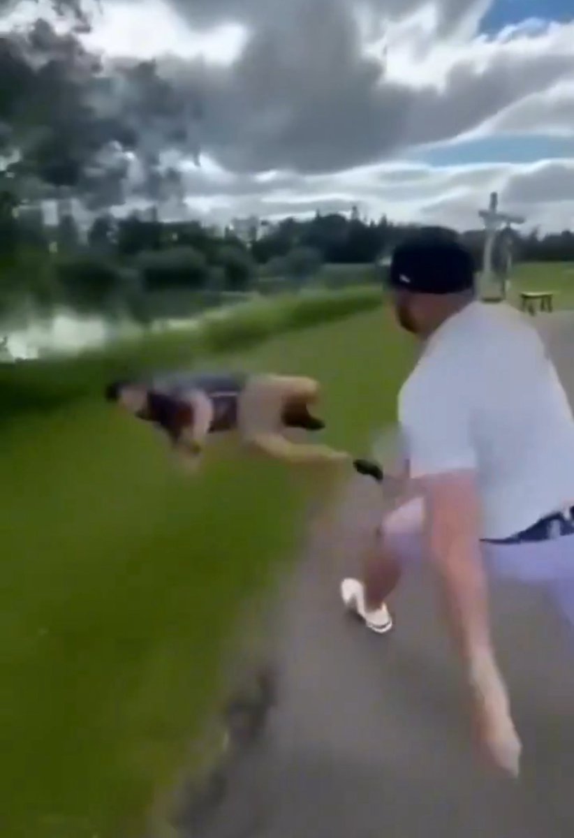 “I’m only having a couple on the course today”

Hole 7: