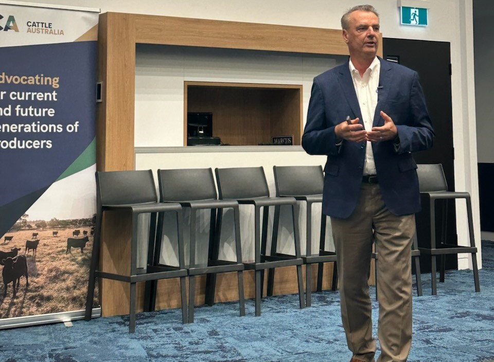CattleAus's tweet image. If you missed our amazing Cattle & Climate forum, the full video recording is now available, inc the presentation from Prof Frank Mitloehner of @UCDavis on the biogenic carbon cycle - critical research to improving livestock carbon accounting.
📺Watch at: cattleaustralia.com.au/cattle-and-cli…