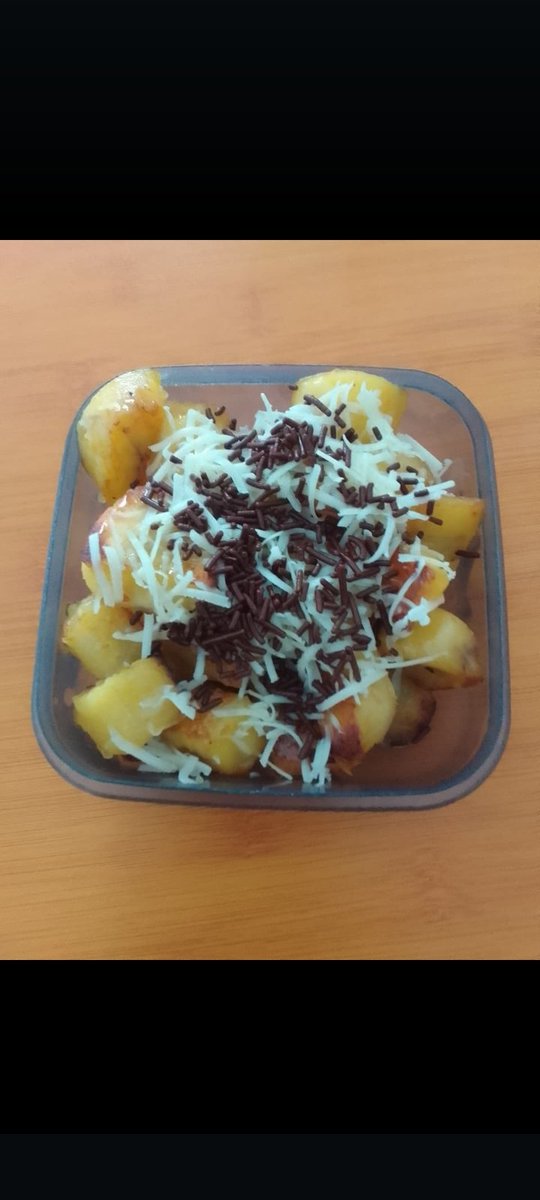 " Jan pernah kotori jiwamu dengan kepura-puraan,,
" Ucapan dibelakang bisa jadi racun bagi dirimu sendiri,,
" Selaraskan hati,,kata,, pikiran dan sikap - agar keberkahan mau mendekat,,💦

*
*

Santun pagii
Hari ini mau rebahan ja + dracin🤭
#setelahcalapan,,pisang keju☕👍😁