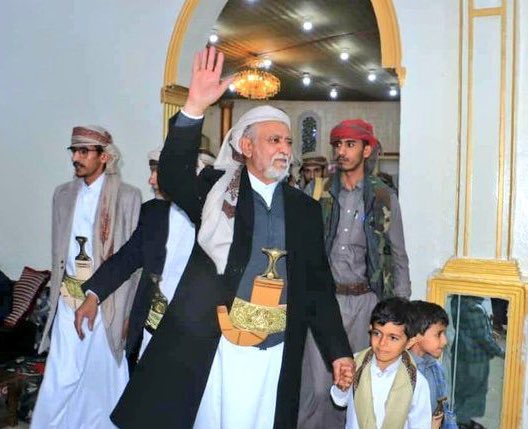 أخطيت ياصرفيت هذا الزايدي لاما دريت
لويرجع الماء زيت ماوطيت رأس القبيلَه

والعيـب ذي شبيت ناره باتصـــل لاكل بيت
تنــــــدم بما سويت ياقاطع طريق مسبله

#كلنا_الشيخ_محمد_الزايدي 
#الزايدي_رمز_القبايل_اليمنية
#الشاعر_الجرموزي 
#المهره_ترفض_الاحتلال_السعودي
#Trump