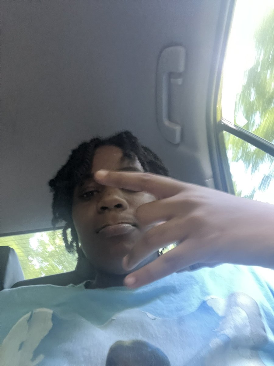NIC3FAWHAT's tweet photo. life of a maniac 👹 https://t.co/MVgYFJAJoF