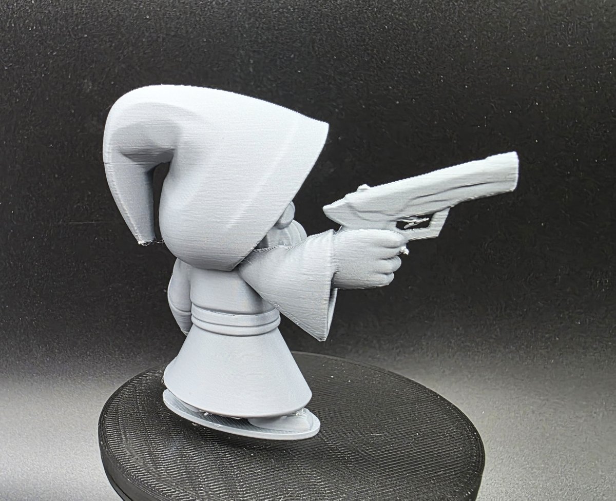 🧙‍♂️🪄 He might be out of mana, be he isn't out of options! Wizard with a GAT Mini! Now on MakerWorld🔫  makerworld.com/en/models/1589… #miniatures
#dnd #wizards #magic #guns