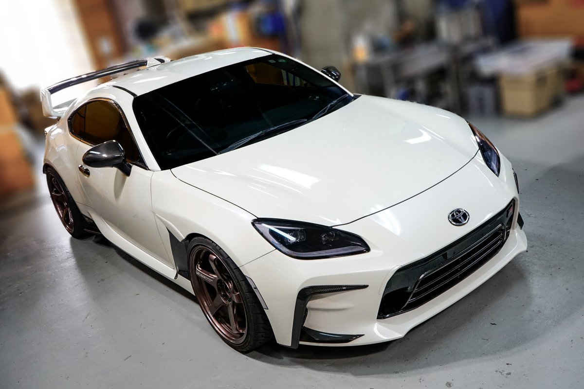Axis_parts's tweet photo. #愛車の右斜め前嫌いな奴いない
#GR86 #ZN8 #BRZ #ZD8 #8B #86BRZ #GRZ #BR86
#アクシスパーツ #AXISPARTS
#ドライカーボン #ドライカーボン布教委員会 https://t.co/x5EG5ZgMHK