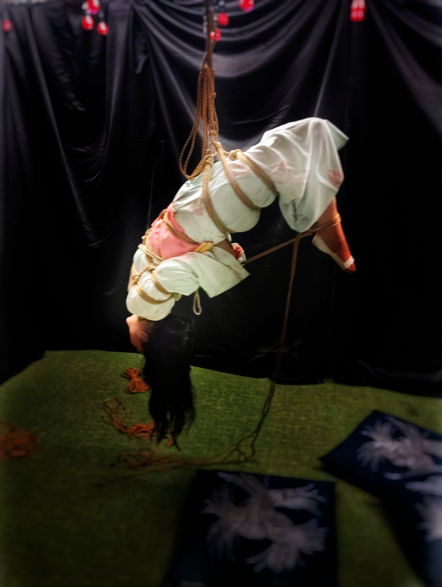 Just a small step on a long journey. Still so much to learn in Shibari.

小さな一歩。縛りの練習、まだまだこれから。

#Shibari #Kinbaku #緊縛 #RopePractice #練習中 #LearningShibari