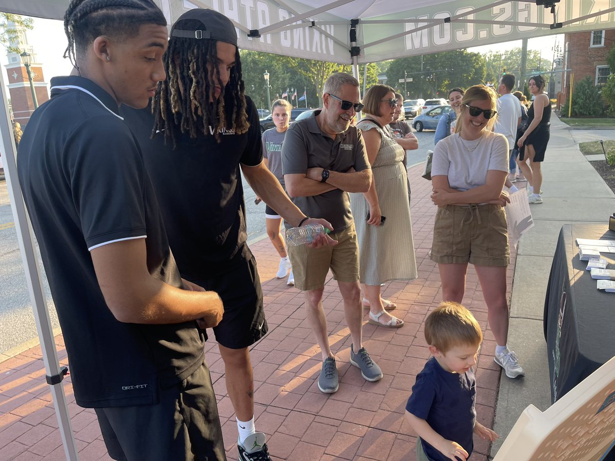 csu_basketball's tweet image. Another great evening of Hoops and Scoops!
We’ll be back again in two weeks on July 22nd at the @MitchellsCleve Solon location!
#BUILD | #GoVikes