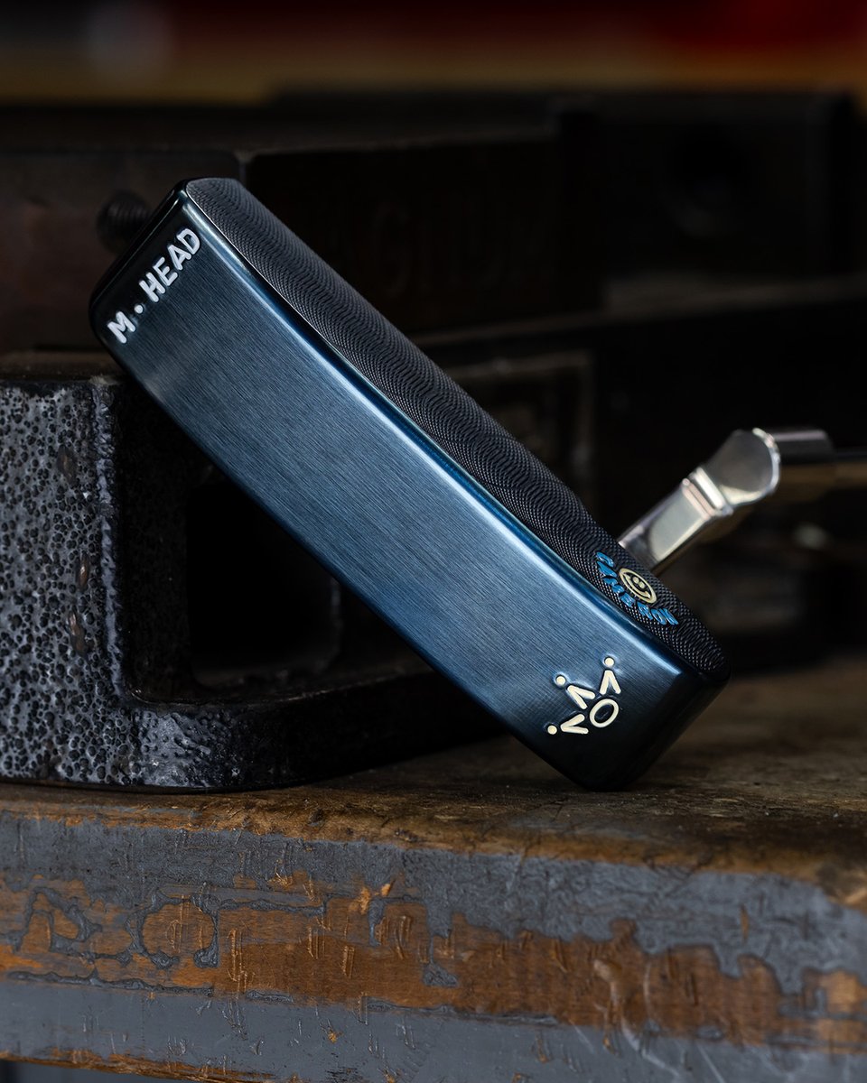 ScottyCameron's tweet photo. This 34-inch 009M (Masterful) Carbon Chromatic Blue Prototype with unique hand-stamping includes a polished, welded SSS plumbing neck, a hand-stitched, perforated blue leather grip and a Camo Bulldog Circle T headcover.

Coming soon to Scotty's online gallery. https://t.co/rI3R99KYCM