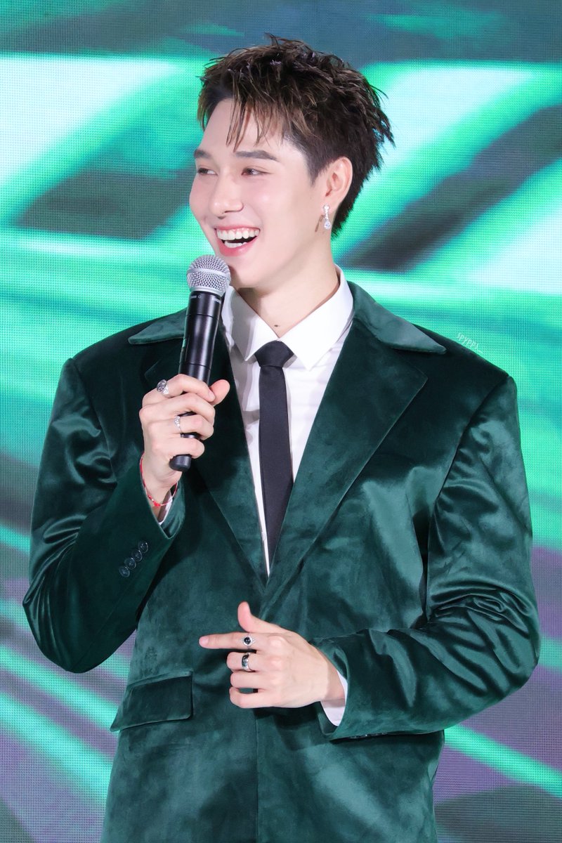 สวัสดีวันพุธ💚 ขอให้เขียวสดใสแบบนานิน้า 🤩🤟🏻

NANI FILLED DAY IN 9JULY

#hirunkit_ <a href="/Hirunkit_/">Hirunkit Nani</a>