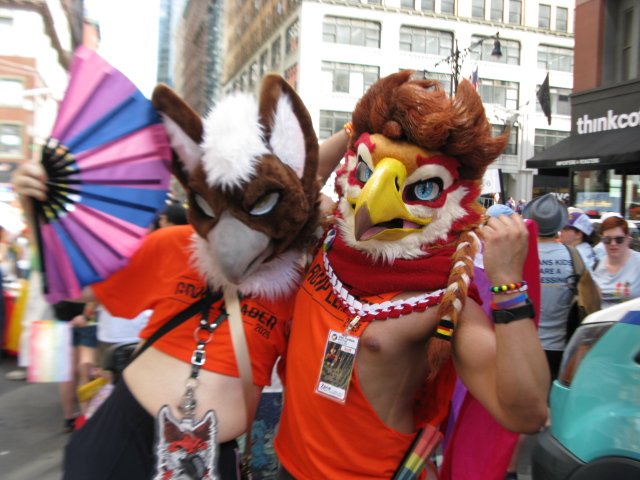 A little late but I forgot I had SD cards with pictures
<a href="/LeRitoOrange/">Champion Zane 🪶🔜 FD, MP</a> 
<a href="/MaruGryph/">Maru</a> 

I took this only slightly blurry picture at the NYC pride parade