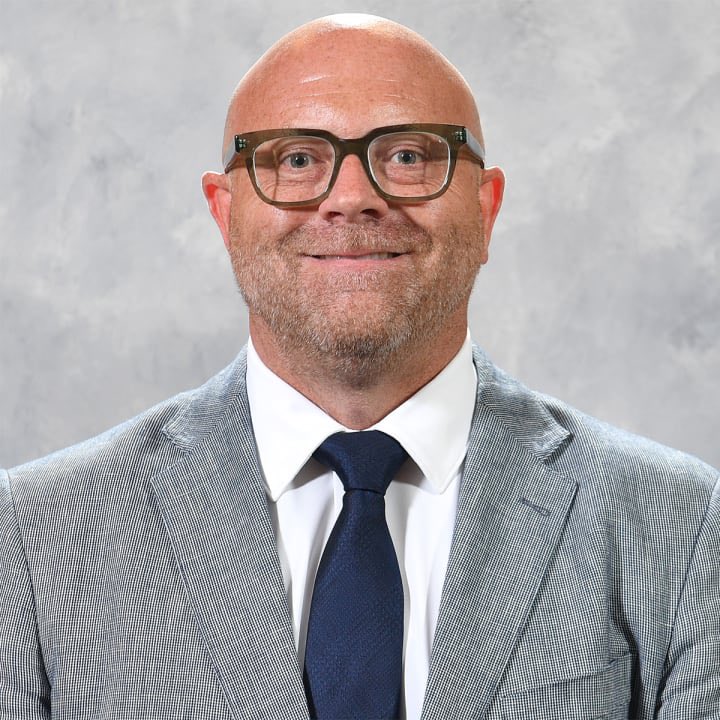zkhofer44's tweet image. We really just got McDavid’s scoring winger of the future in exchange for Ryan McLeod 2.0
Stan Bowman Masterclass