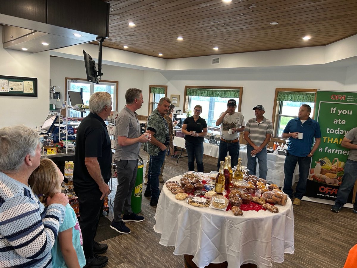 MikeBarrettON's tweet image. Joined the Grenville Federation of Agriculture for breakfast at Dixon’s General Store & Café.
Great conversations with the farmers who feed our communities.
If you ate today—thank a farmer!