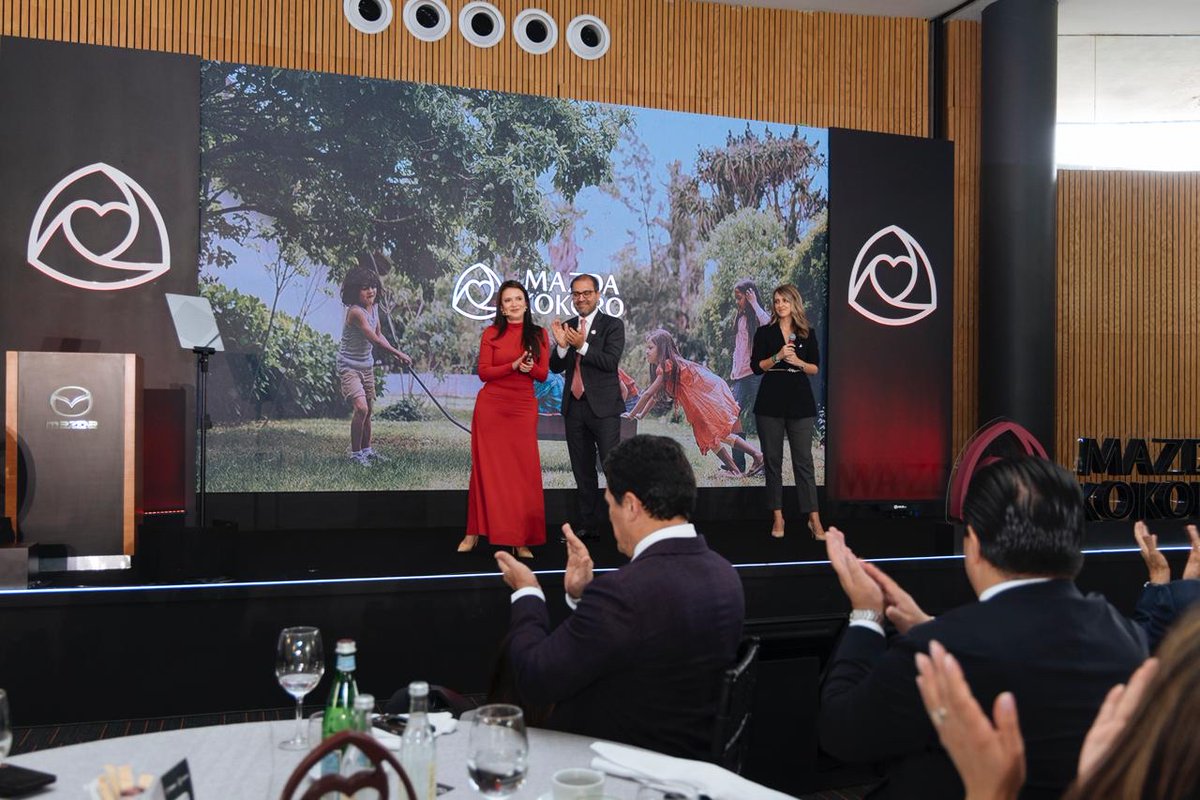 MazdaOficial's tweet photo. Hoy presentamos #MazdaKokoro, un proyecto lleno de corazón y de emociones. Cumplimos 20 años en México y reafirmamos nuestro compromiso con la sociedad. https://t.co/dGopRKK5IG. https://t.co/oxN8Whd93g