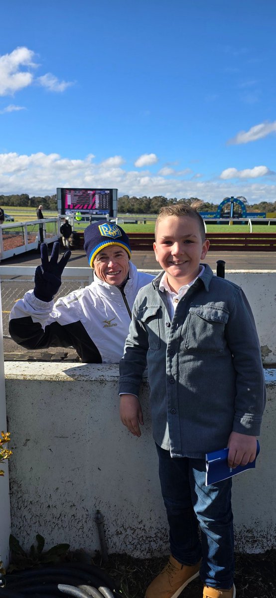 Hayden Pallot (@hppallot) on Twitter photo Nothing like a day at the races for Ryder <a href="/MelbRacingClub/">Melbourne Racing Club</a> #Winning #GoYouGoodThing Nothing like a day at the races for Ryder <a href="/MelbRacingClub/">Melbourne Racing Club</a> #Winning #GoYouGoodThing