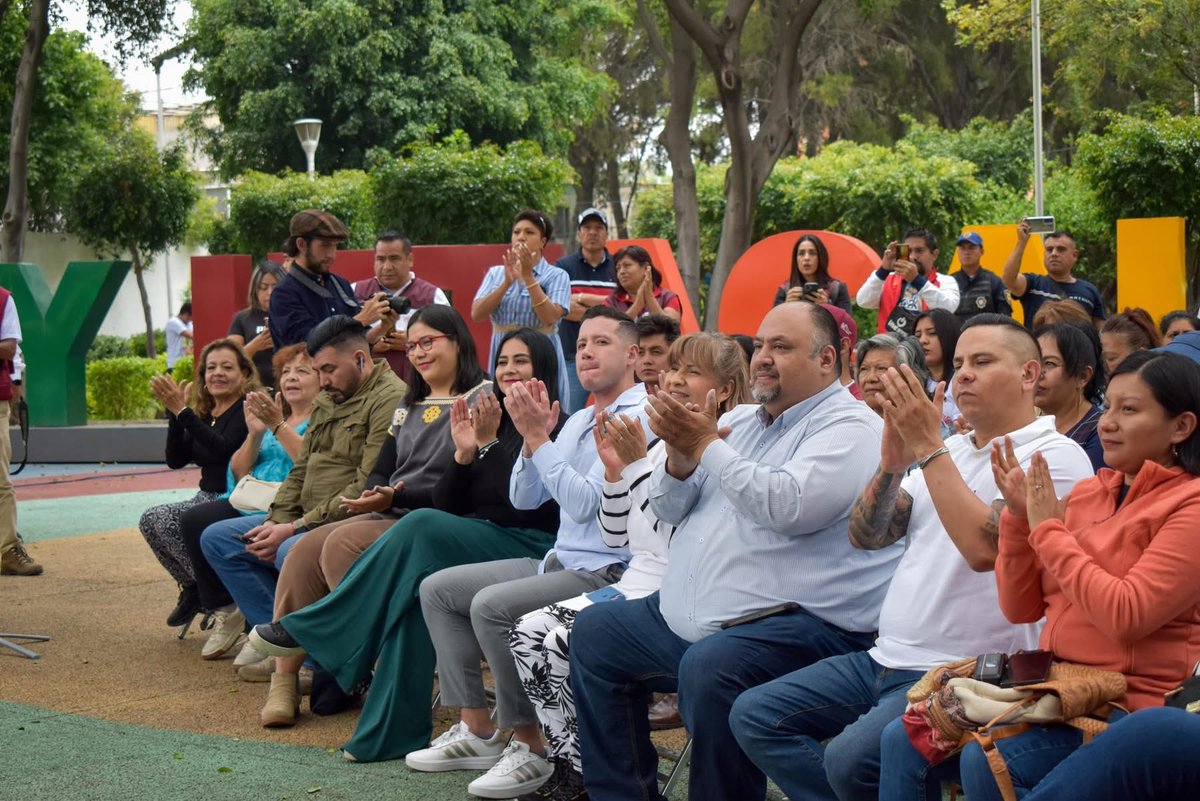 Alfredo venadero (@venaderoizt) on Twitter photo Hoy acompañamos a la Secretaria de Medio Ambiente del Gobierno de la Ciudad <a href="/Jualicra/">Julia Álvarez Icaza Ramírez</a> y a la Alcaldesa de Iztacalco <a href="/LourdesPaz24/">Lourdes Paz</a> en el arranque del programa Jardines para la Vida 2025.
Esta esta acción va en favor de la biodiversidad y los polinizadores en la alcaldía. Hoy acompañamos a la Secretaria de Medio Ambiente del Gobierno de la Ciudad <a href="/Jualicra/">Julia Álvarez Icaza Ramírez</a> y a la Alcaldesa de Iztacalco <a href="/LourdesPaz24/">Lourdes Paz</a> en el arranque del programa Jardines para la Vida 2025.
Esta esta acción va en favor de la biodiversidad y los polinizadores en la alcaldía.