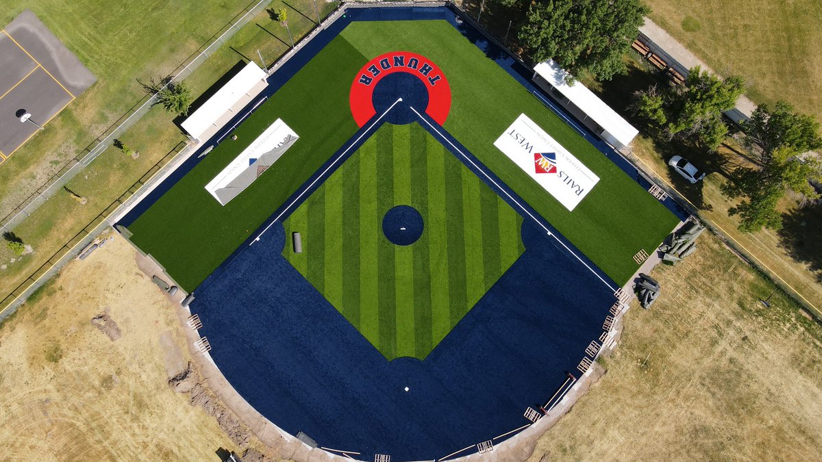 VINNIE BENAVIDEZ tweet media