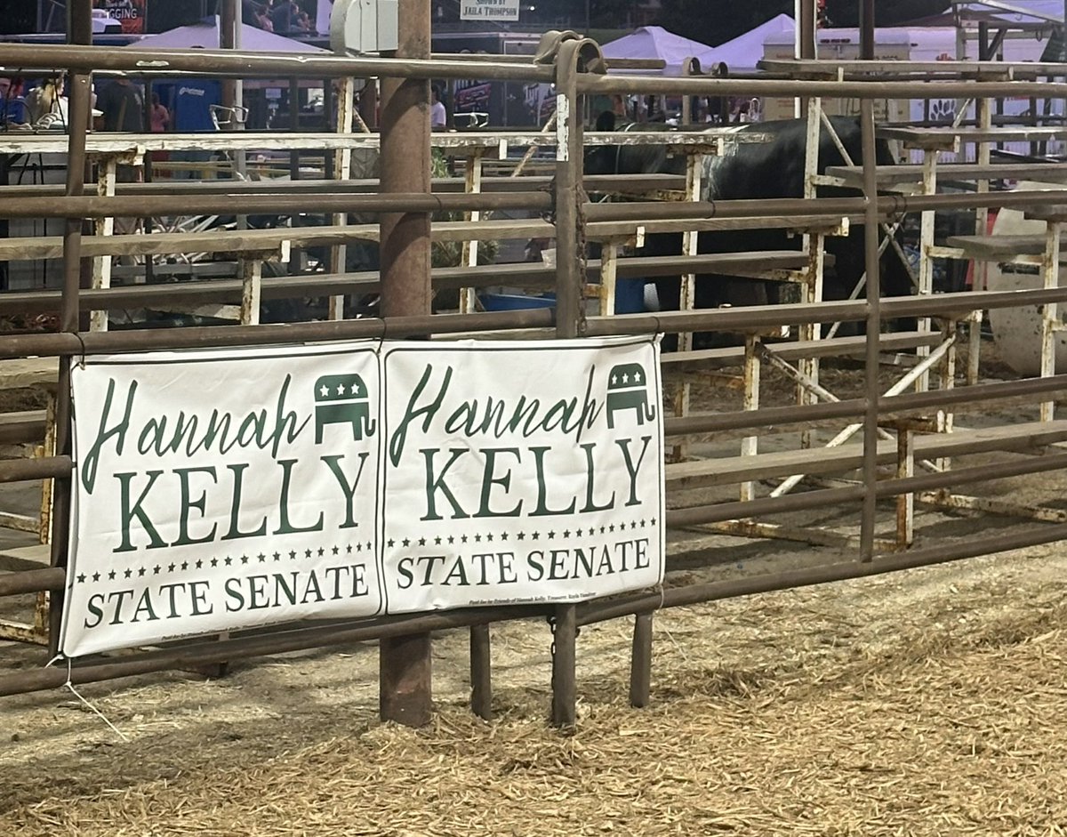 HannahKellyMO's tweet image. It was a great evening @ the Laclede County Fair! #moag #Hannah4Senate