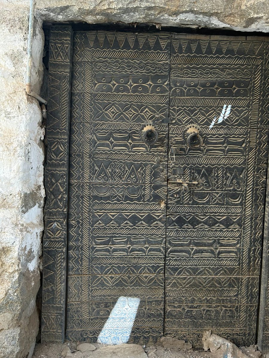 Old village in Baha region, #SaudiArabia 
photo by @silleh7