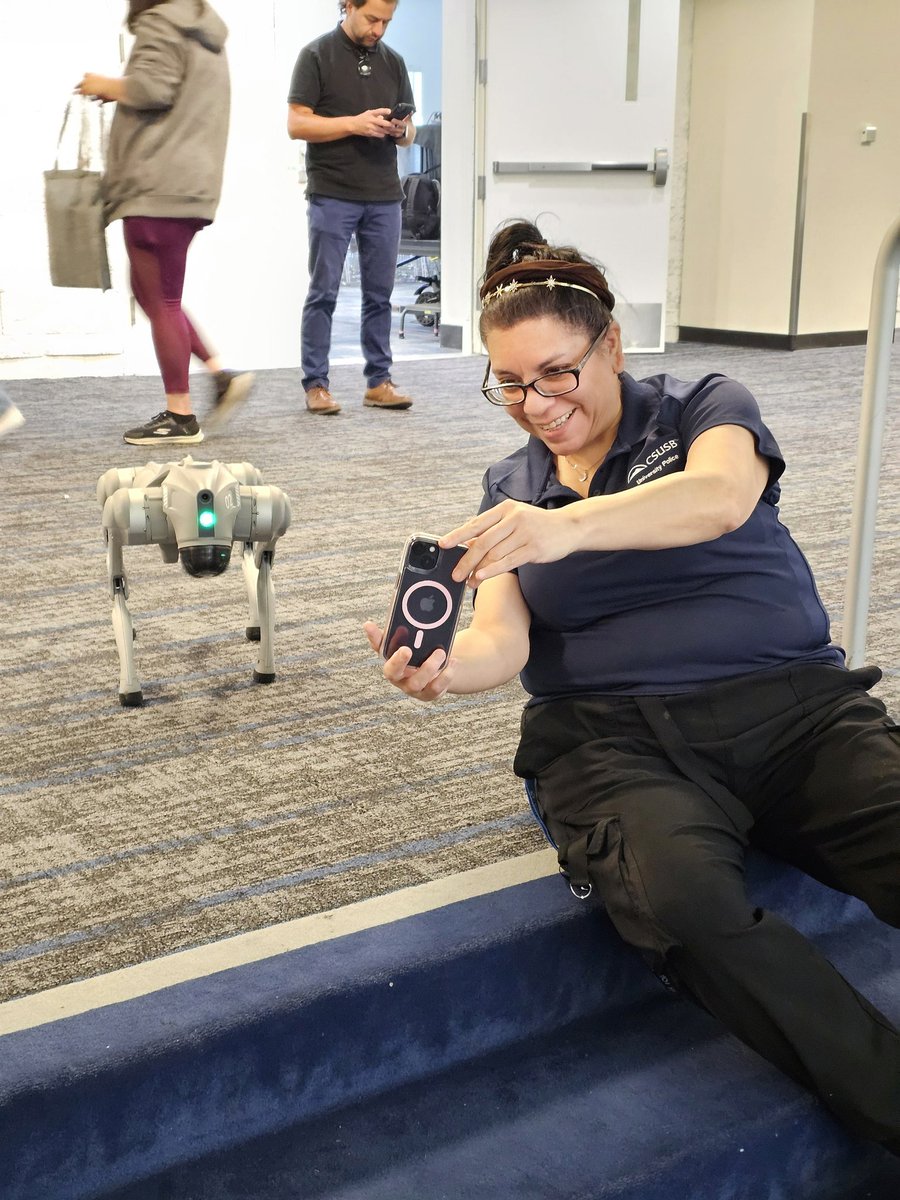 guttierez_john's tweet image. #EvolutionOfTechnology: I got a chance to check out the robot dog in our cyber program, which was an impressive mix of tech & innovation! It's always exciting to see how our amazing students can adapt to the evolution of technology.