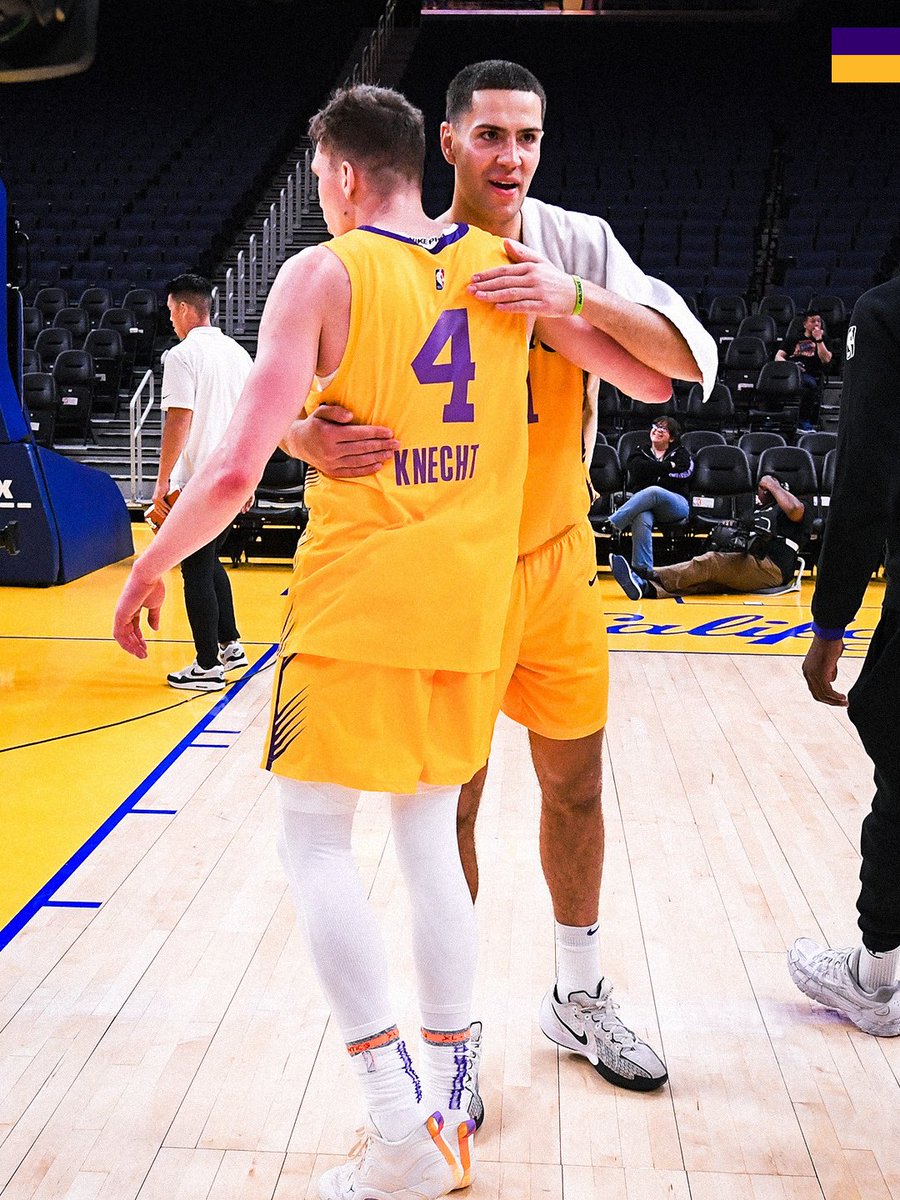 Lakers's tweet photo. Nothing like a comeback win 😮‍💨 https://t.co/nMspRJTGv6