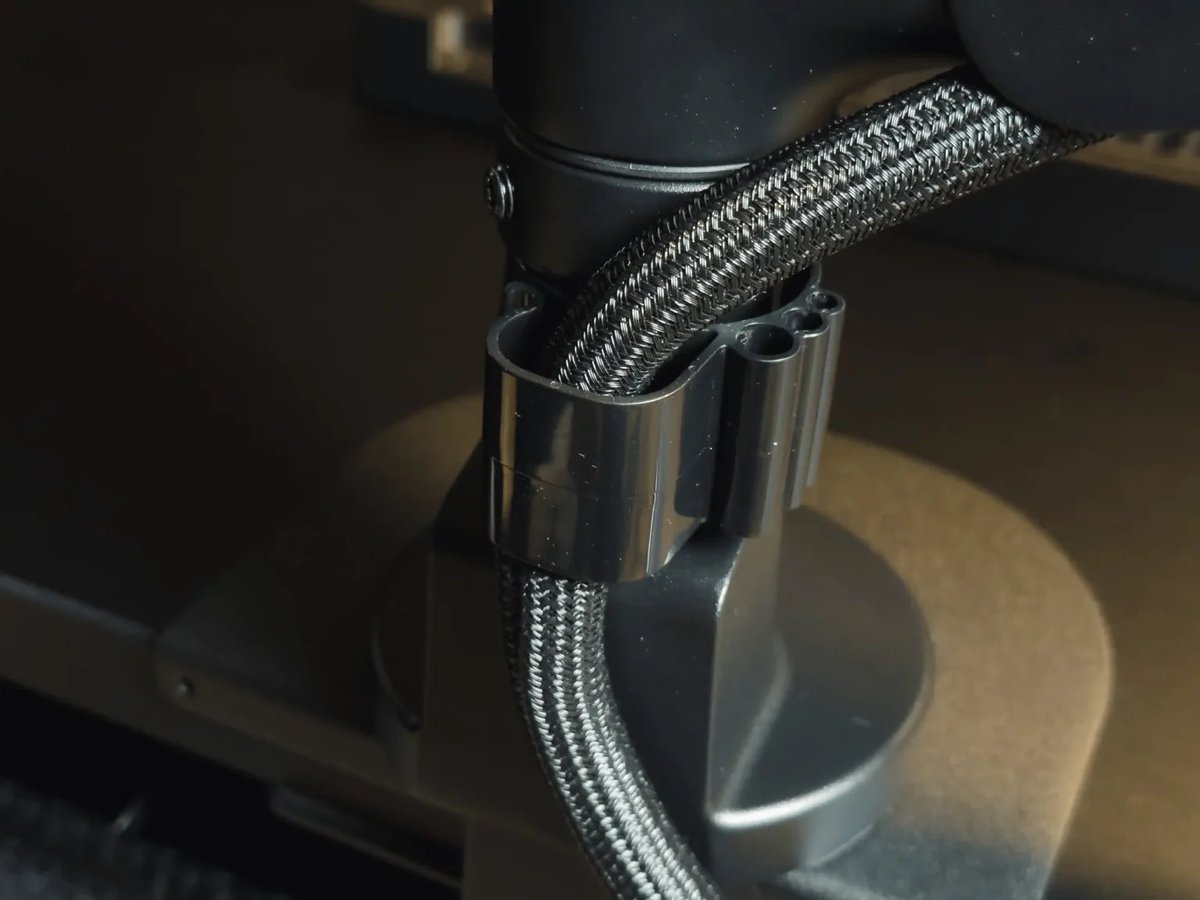 ＼記事更新／
COFO COFO無重力モニターアームPro(上下配置版)が出ました！

上下ともに40インチモニターまで対応可能で、夢のドリームセットアップもできます🫰

初めてCOFOモニターアームを使用しましたが、想像以上にヌルヌル動いてめっちゃ気持ちいい…！