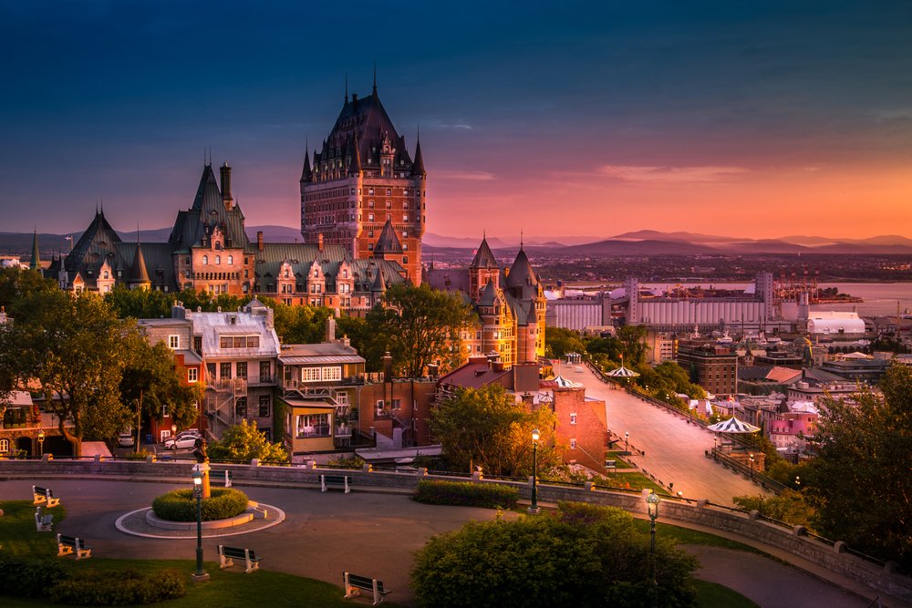 The historic city of #Quebec was the first city in North America to be declared a UNESCO World heritage site. The designation was for its beautifully preserved colonial architecture and fortifications as well as its long status as a landmark for French Canadian history. ⚜️🍁