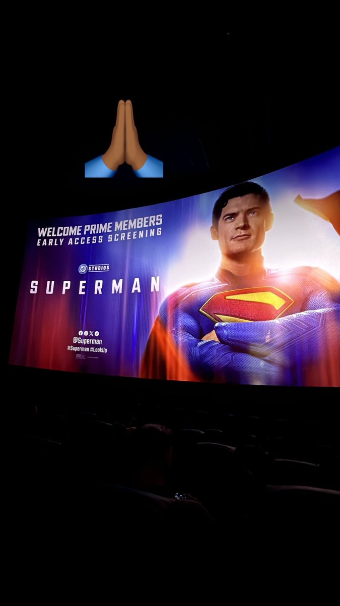 TizzJ1's tweet image. Now watching #Superman