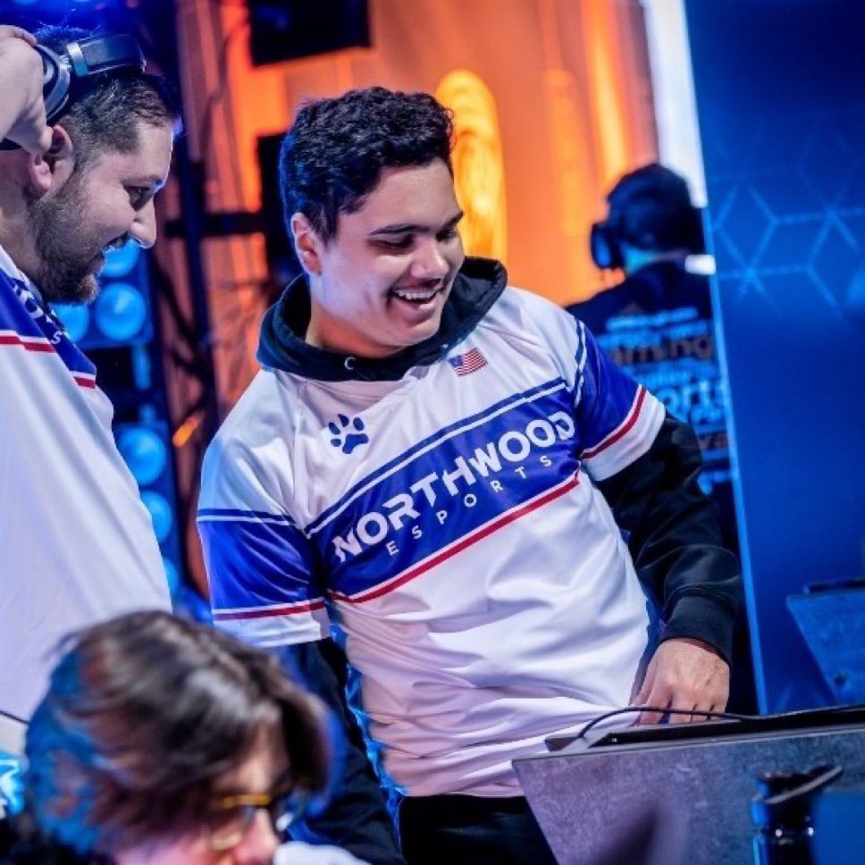 NoxesRL's tweet image. It really has been an amazing 10 years since I started my RL career. I know a lot of people are retiring but for me personally. I don’t plan on going anywhere till RL is the #1 esport in the world. Here’s to another 10 more @RLEsports @RocketLeague 🥂